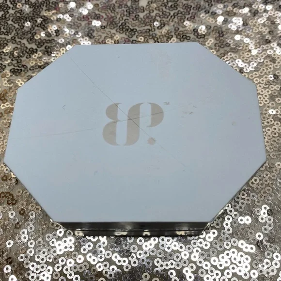 Bomb Party Arrows Abound Blue Spinel Rhodium Necklace - Picture 4 of 4